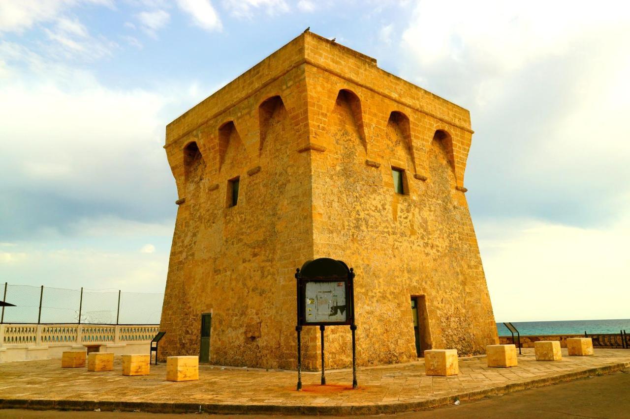 Casa Vacanze Vecchia Torre Галлиполи Экстерьер фото